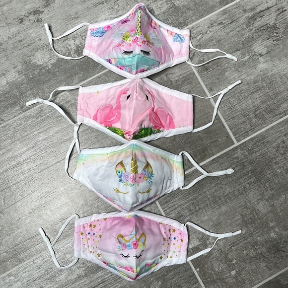 Bundle of 2 hats & brand new 4 pack of face masks - Picture 6 of 8